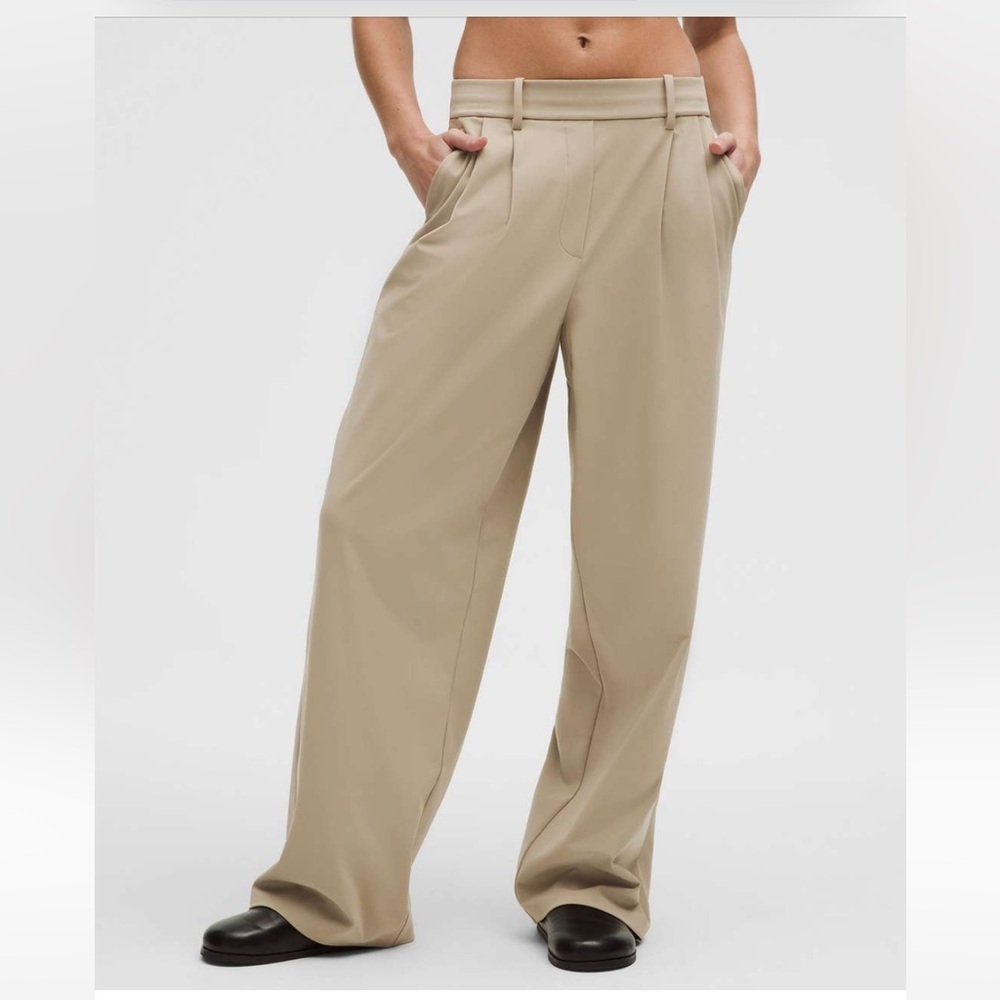 lululemon athletica Daydrift Wide-Leg Trousers in Sheer Oak - Tan - dark Beige